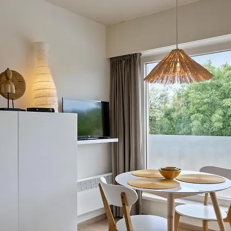 Charming Studio In Bredene-aan-zee Bredene